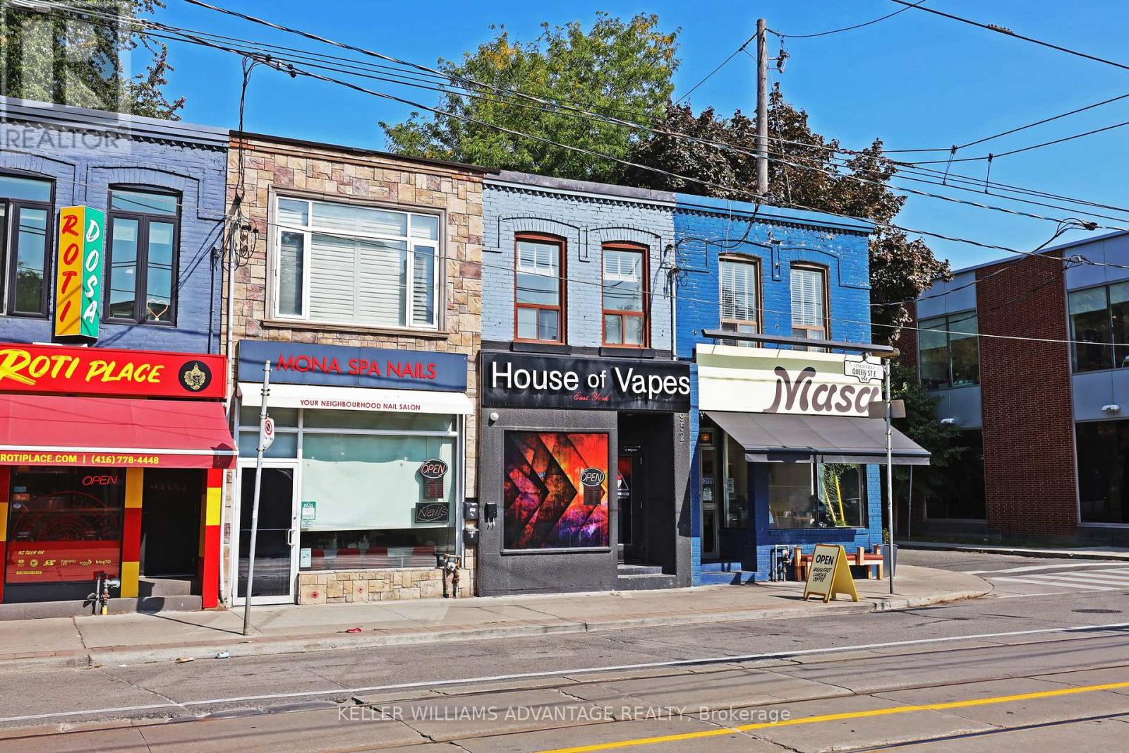 Listing photo of 952 QUEEN STREET E