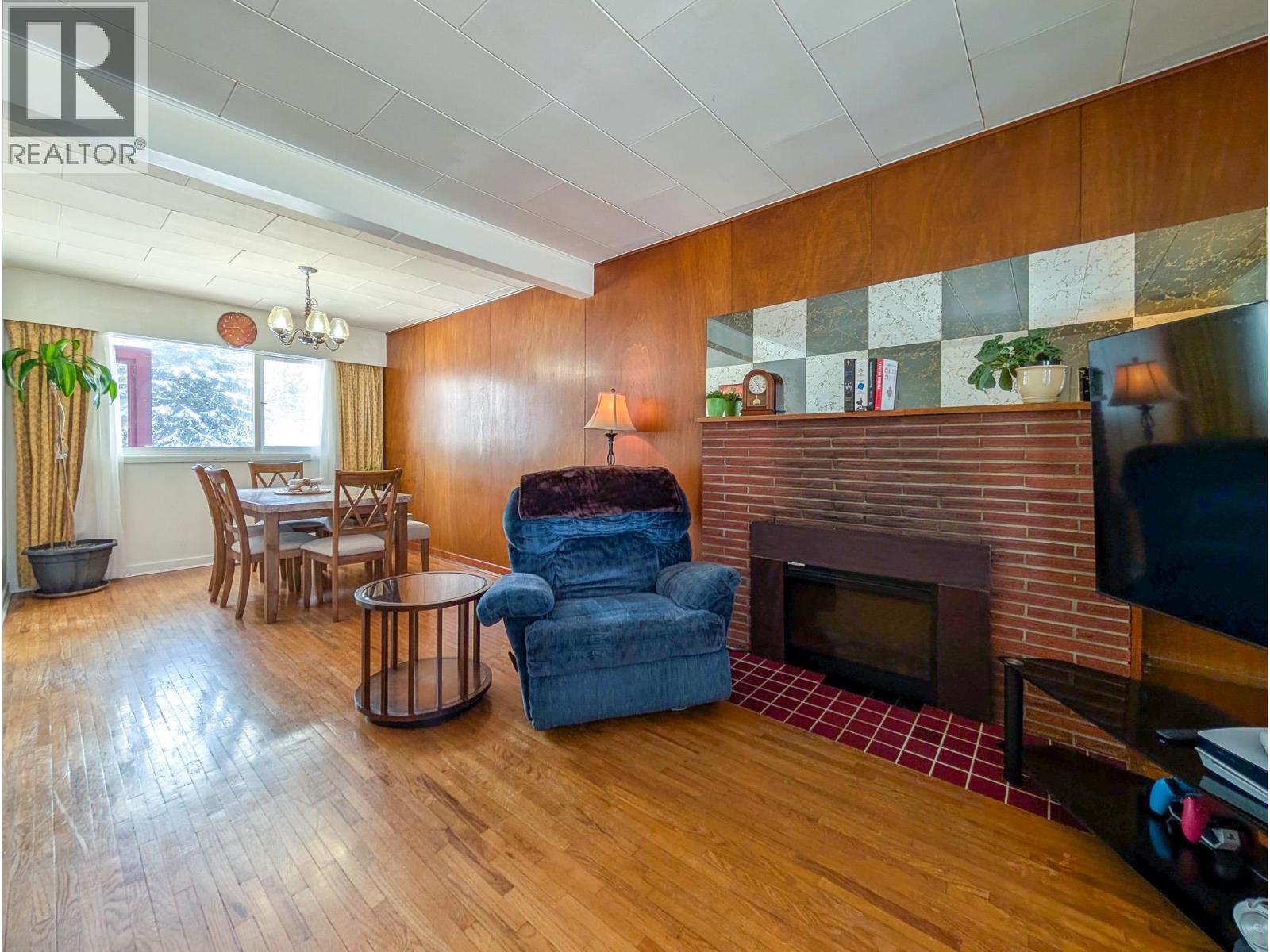 8105 SHELLEY TOWNSITE ROAD - 14