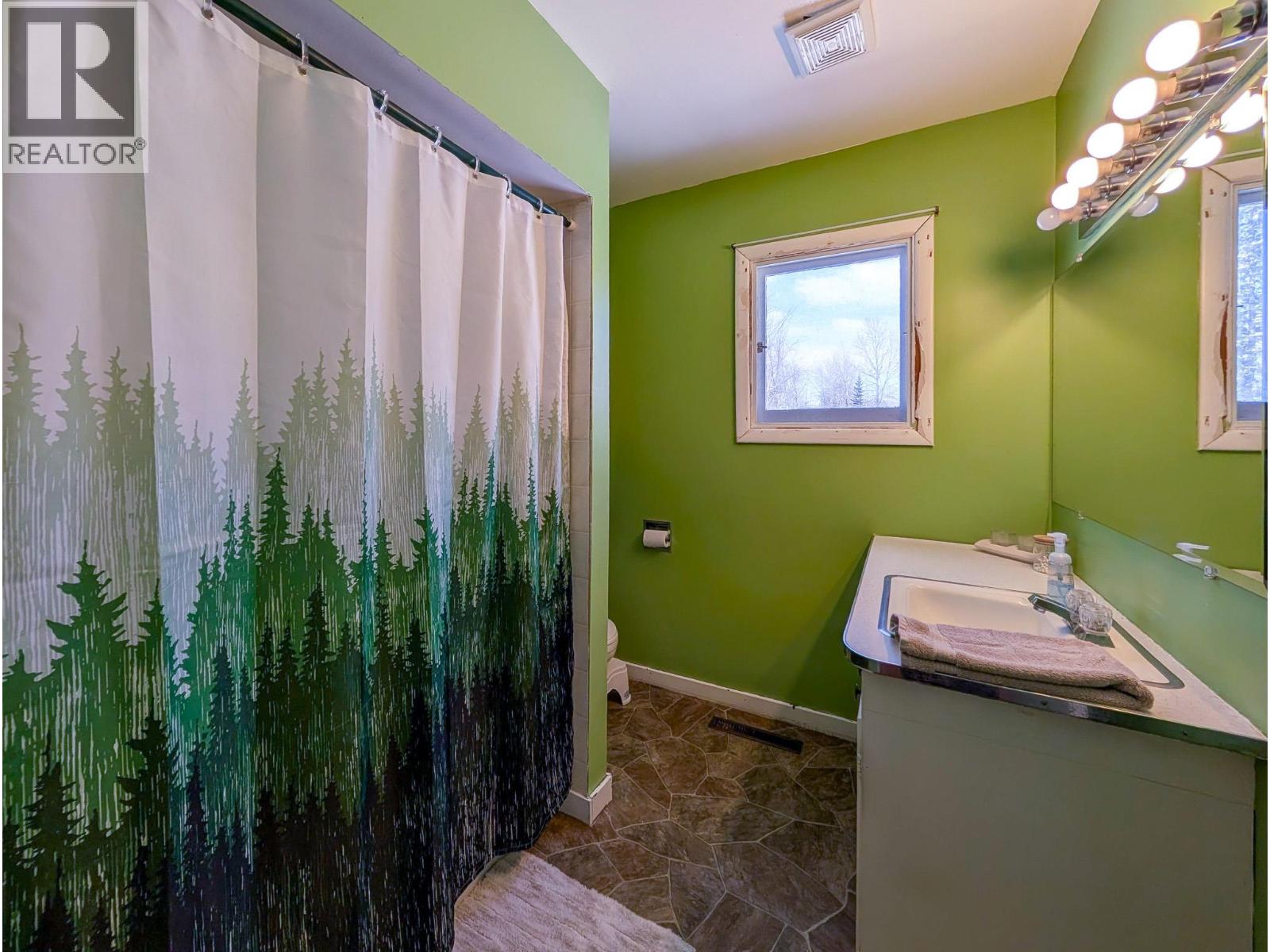 8105 SHELLEY TOWNSITE ROAD - 19