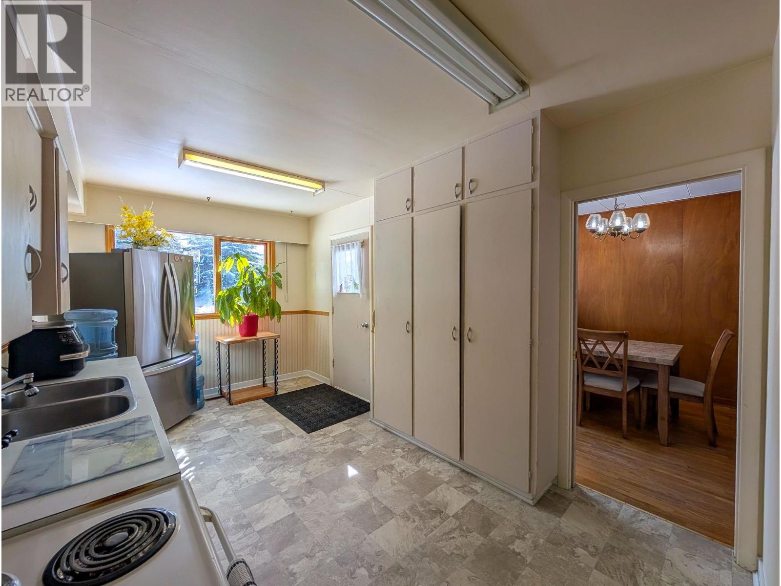 8105 SHELLEY TOWNSITE ROAD - 23