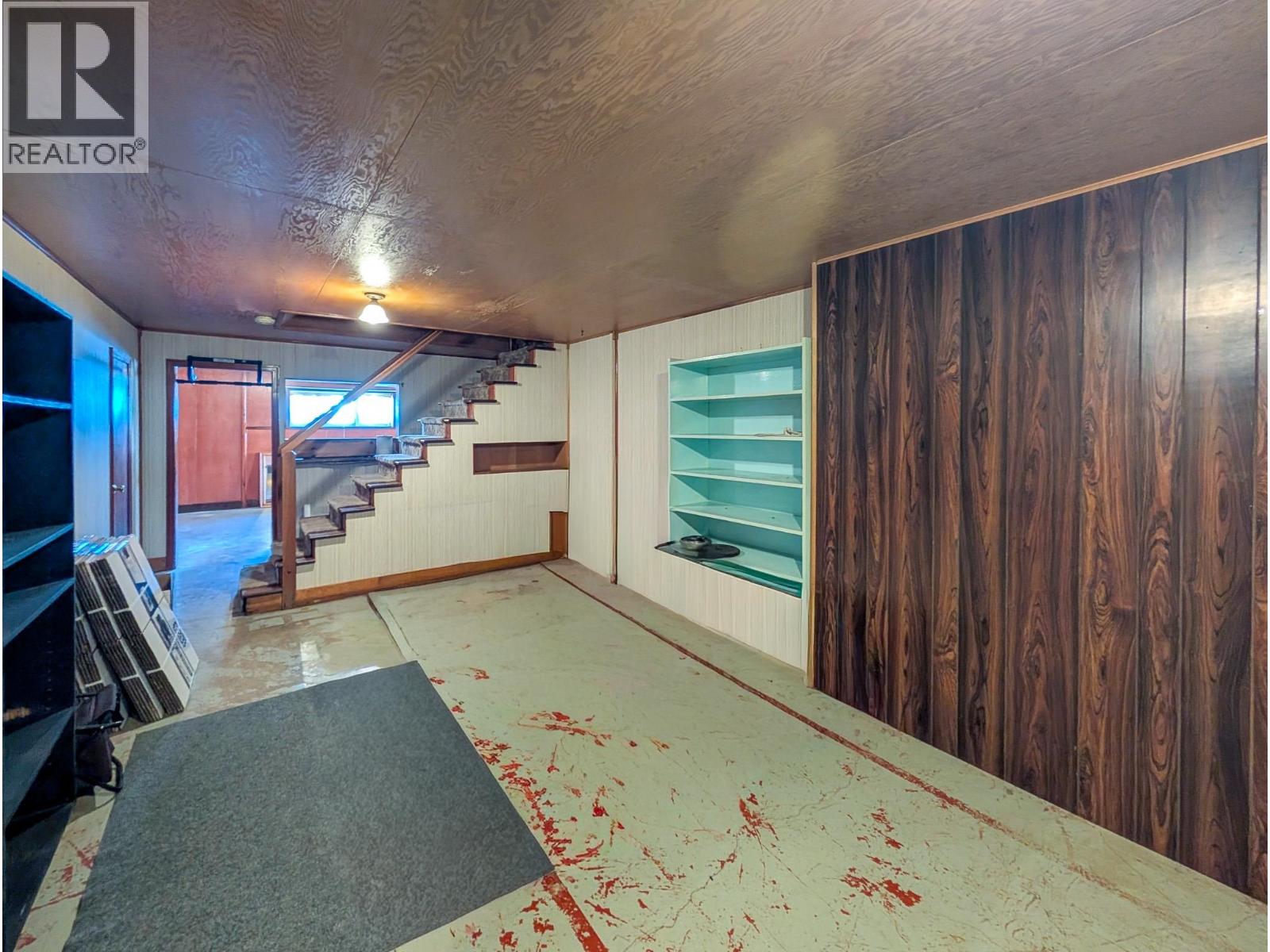 8105 SHELLEY TOWNSITE ROAD - 26