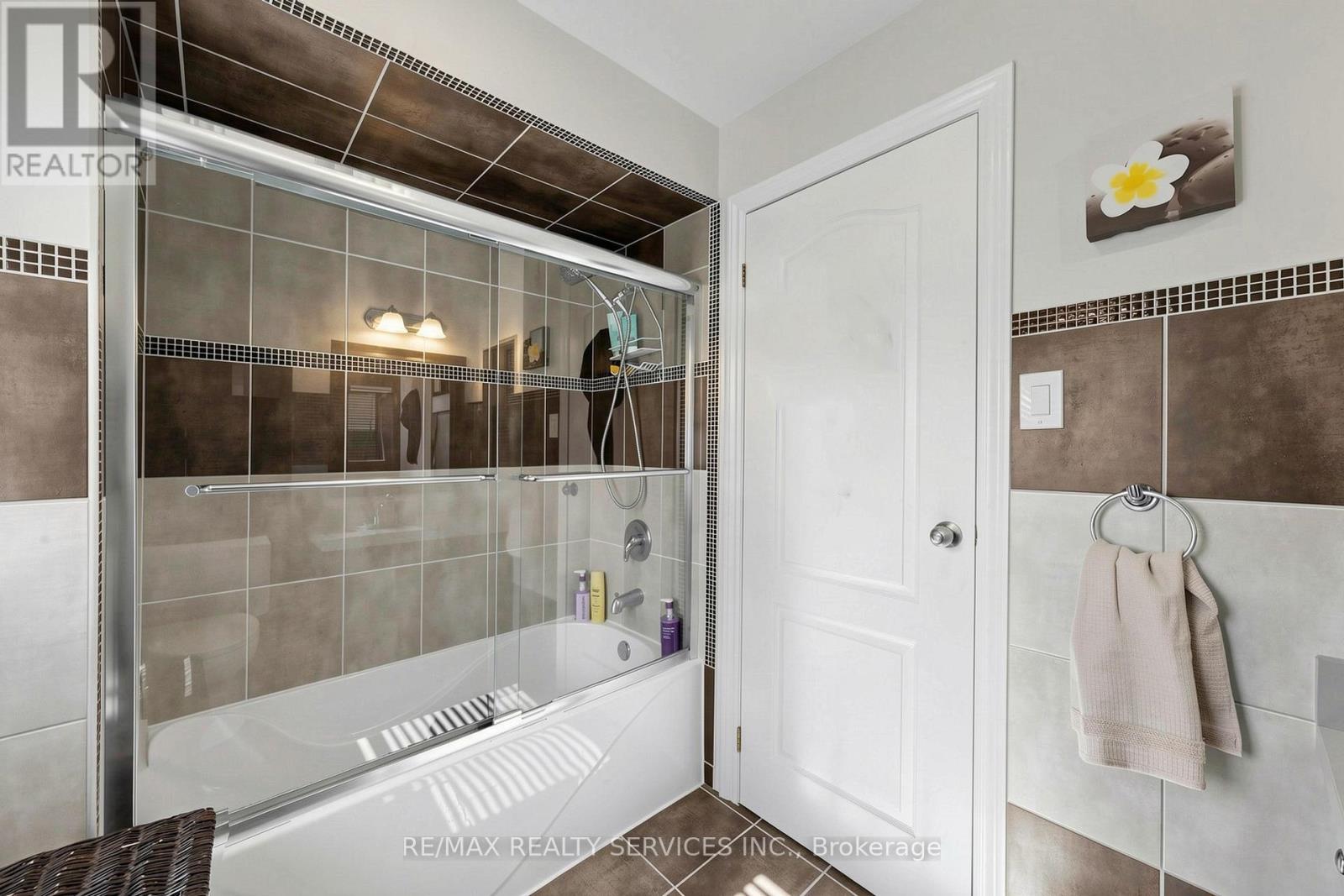 Single Family House for Sale in  NANTUCKET CRESCENT Brampton (Westgate) 