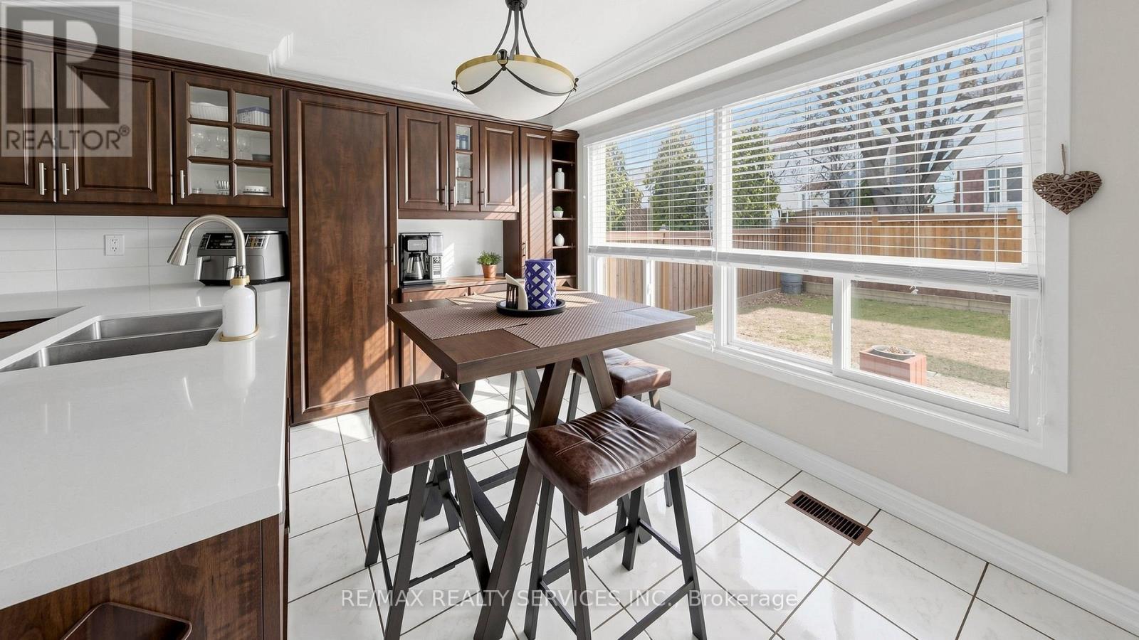 Single Family House for Sale in  NANTUCKET CRESCENT Brampton (Westgate) 