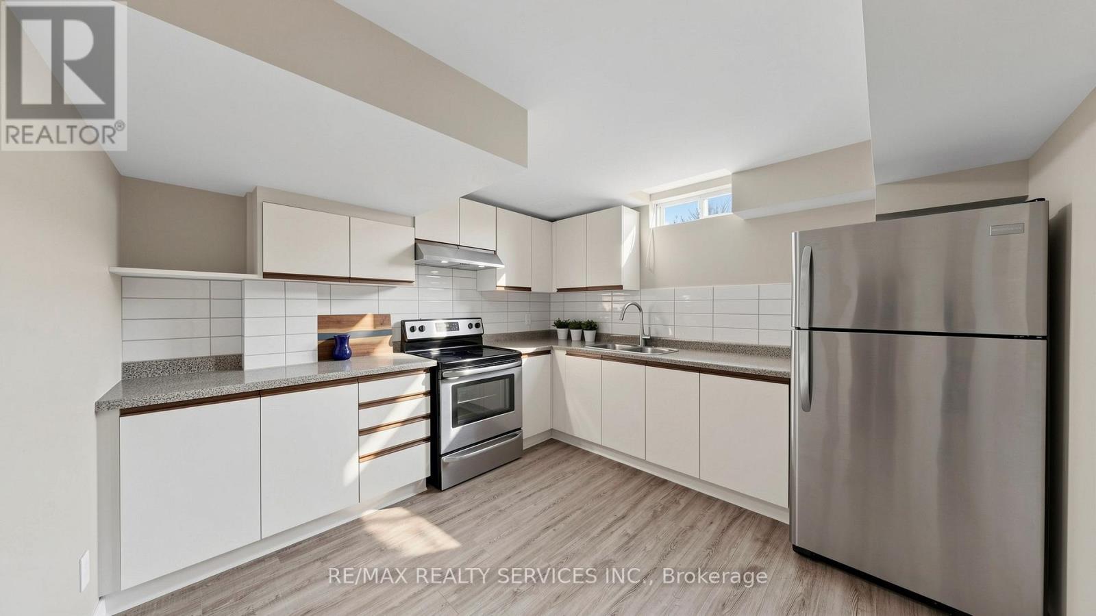 Single Family House for Sale in  NANTUCKET CRESCENT Brampton (Westgate) 