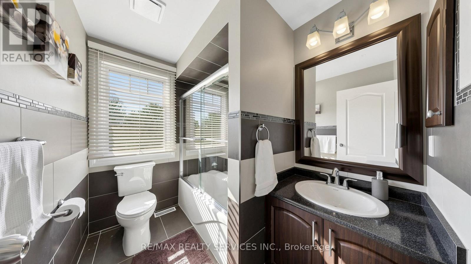 Single Family House for Sale in  NANTUCKET CRESCENT Brampton (Westgate) 