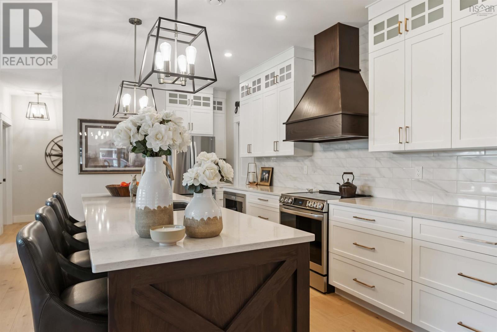 Property 1 of 47 of 232/236 Victoria Street