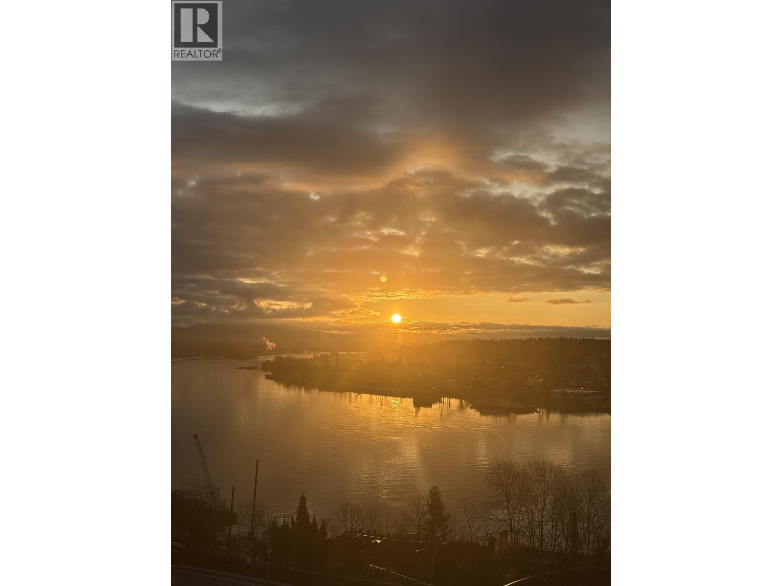 901 38 LEOPOLD PLACE, New Westminster