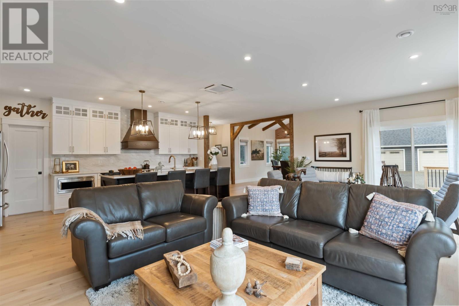 Property 21 of 47 of 232/236 Victoria Street