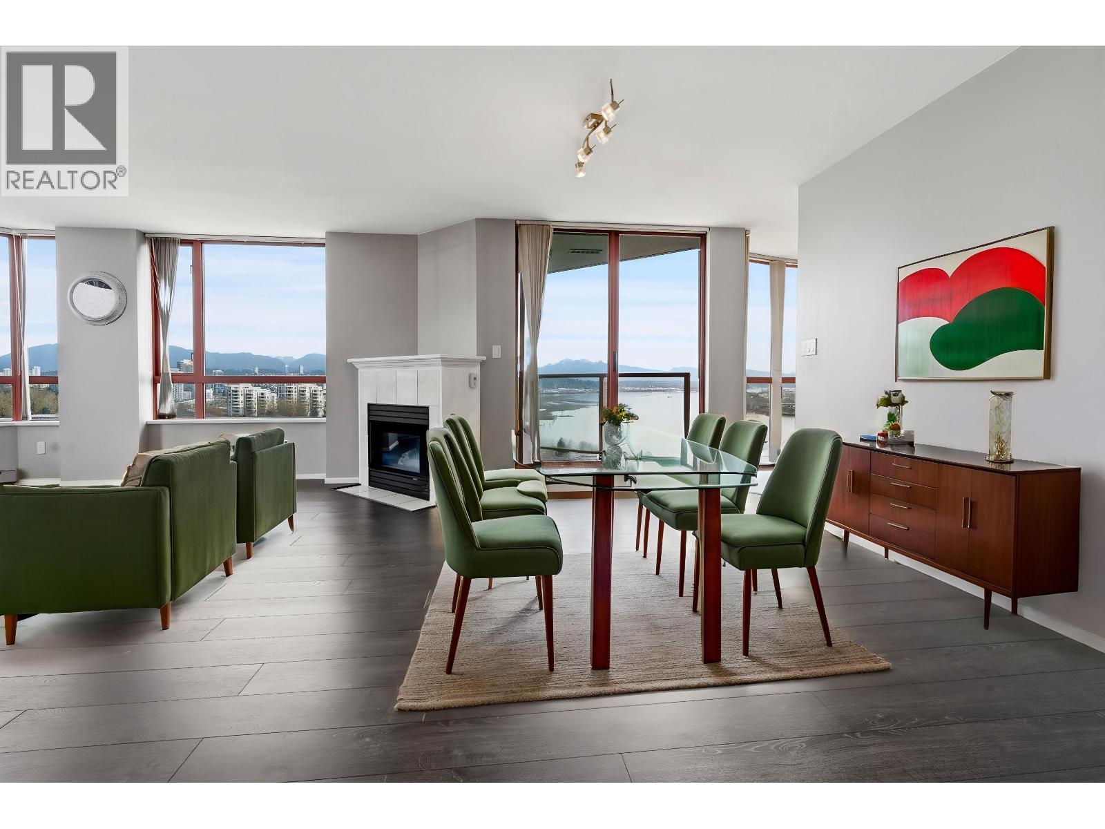 901 38 LEOPOLD PLACE, New Westminster