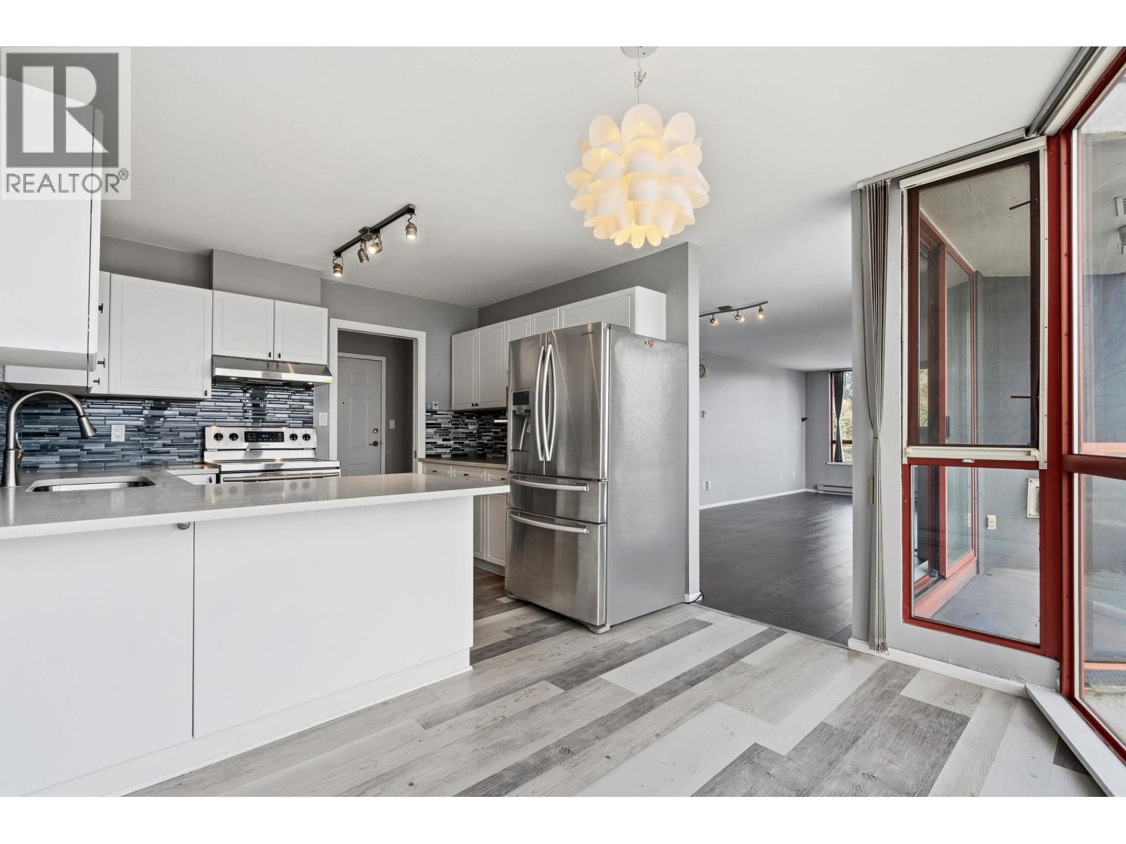 901 38 LEOPOLD PLACE, New Westminster