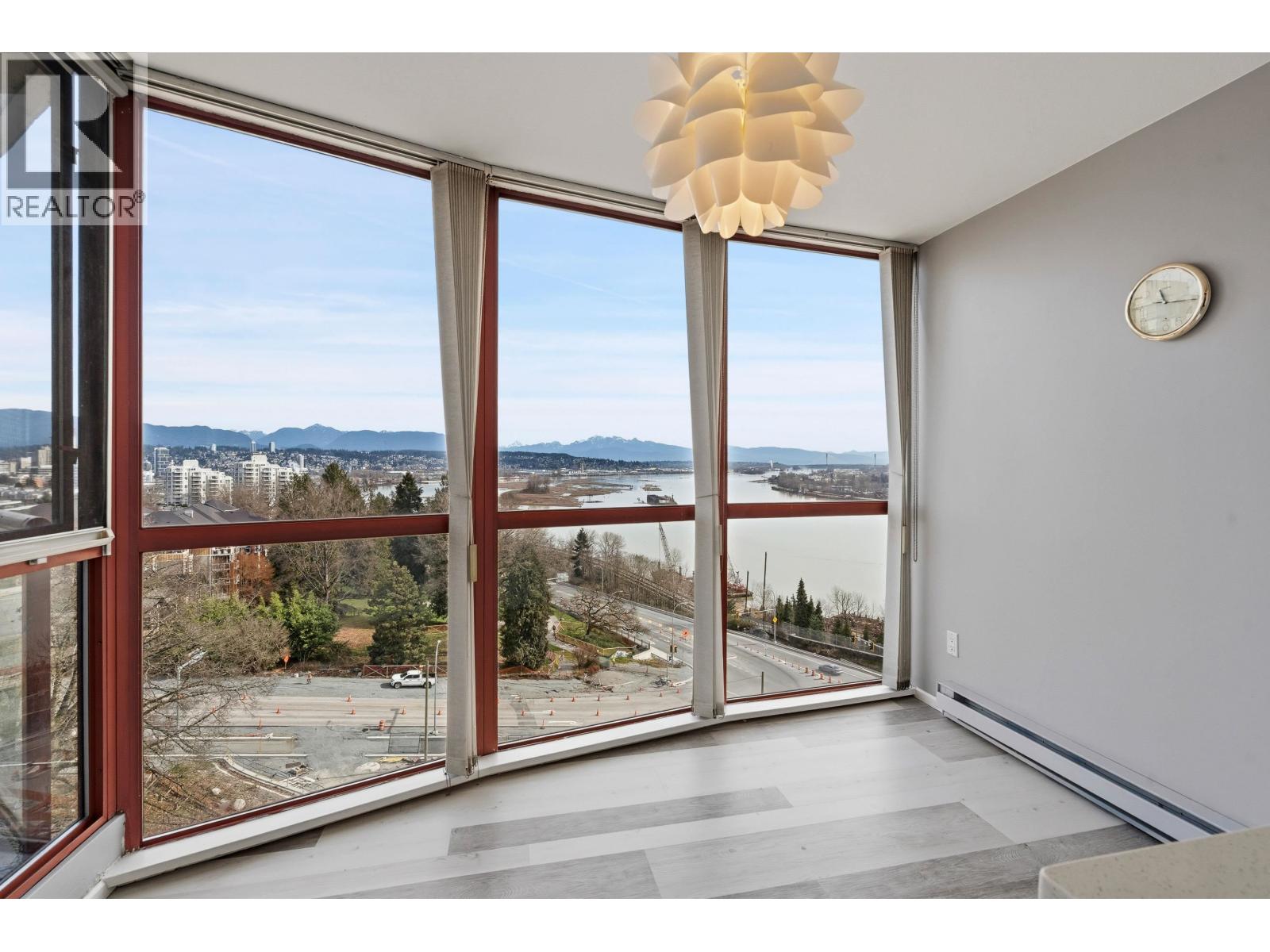 901 38 LEOPOLD PLACE, New Westminster