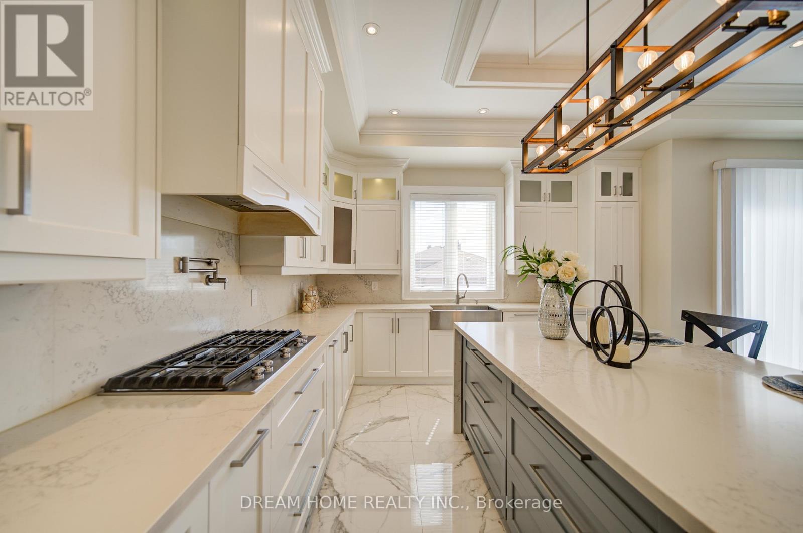 476 TENNYSON DRIVE - 19