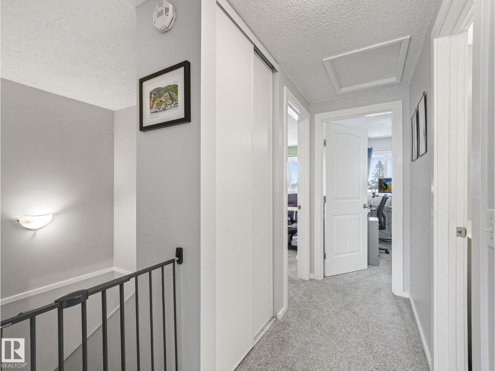 1364 LAKEWOOD RD W NW, Edmonton