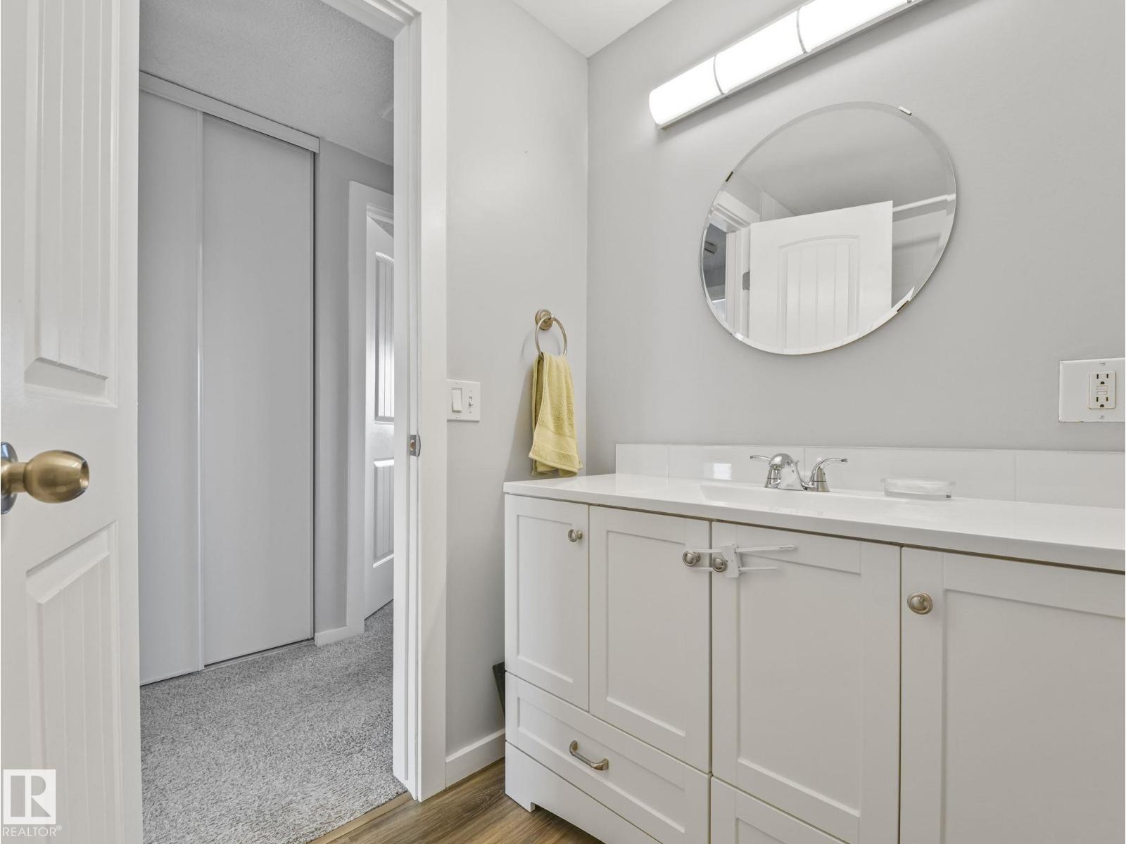 1364 LAKEWOOD RD W NW, Edmonton