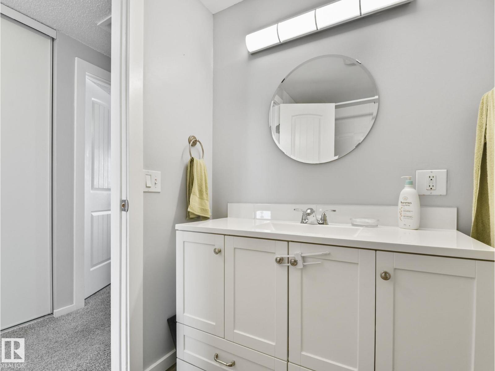 1364 LAKEWOOD RD W NW, Edmonton