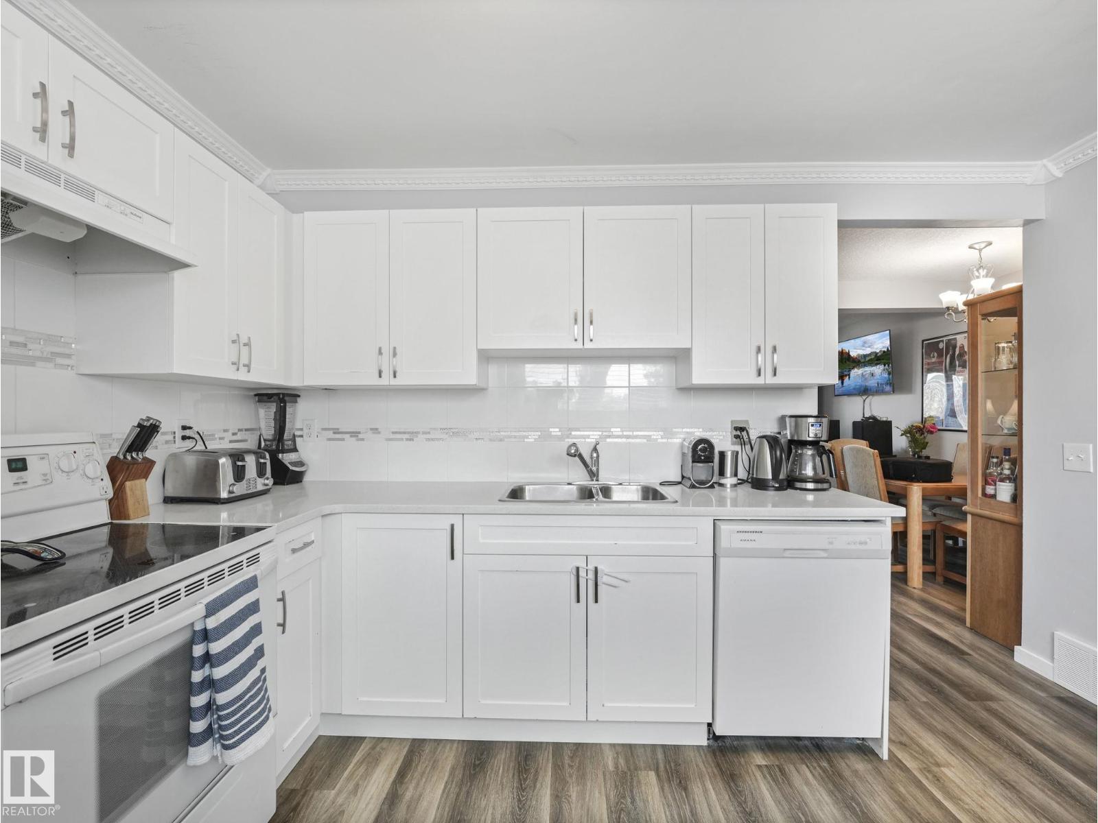 1364 LAKEWOOD RD W NW, Edmonton