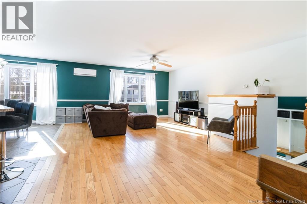 21 CARTER CRESCENT - 6