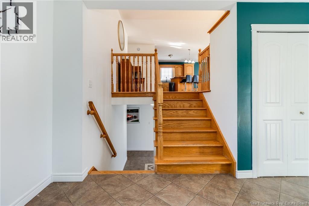 21 CARTER CRESCENT - Image 3