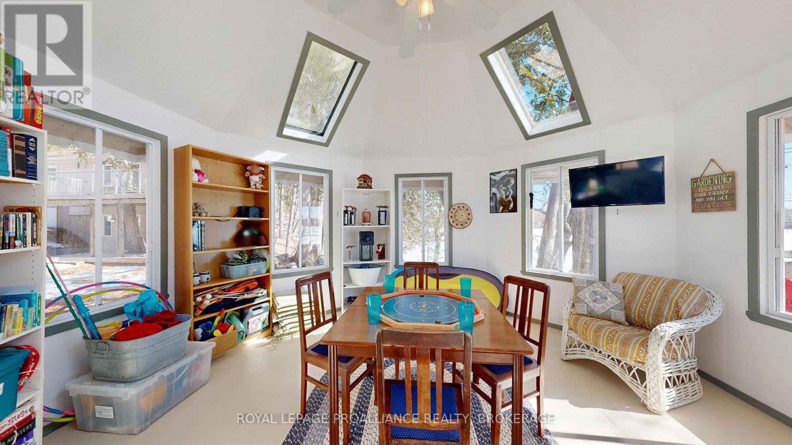 1004C PUBLIC BEACH ROAD - 10
