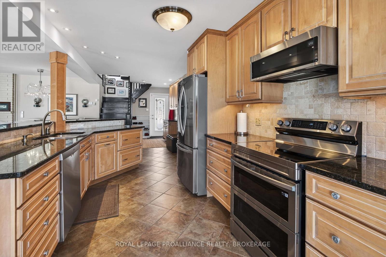 1004C PUBLIC BEACH ROAD - 20