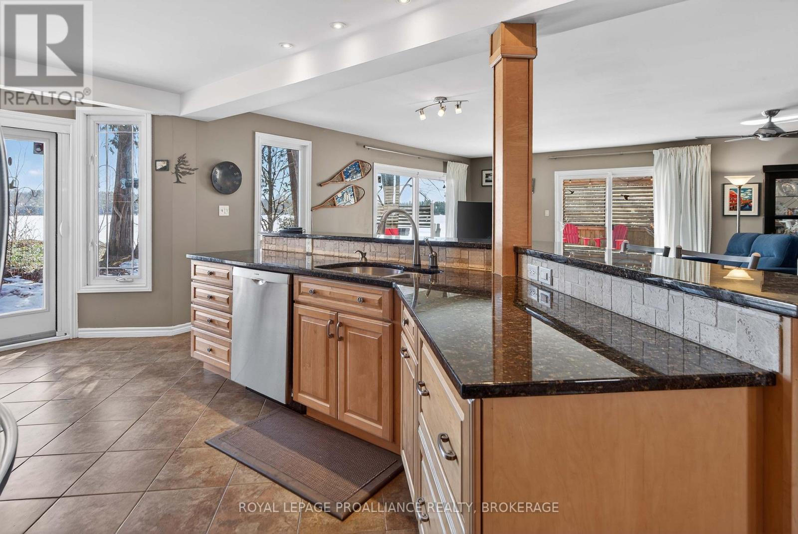 1004C PUBLIC BEACH ROAD - 22