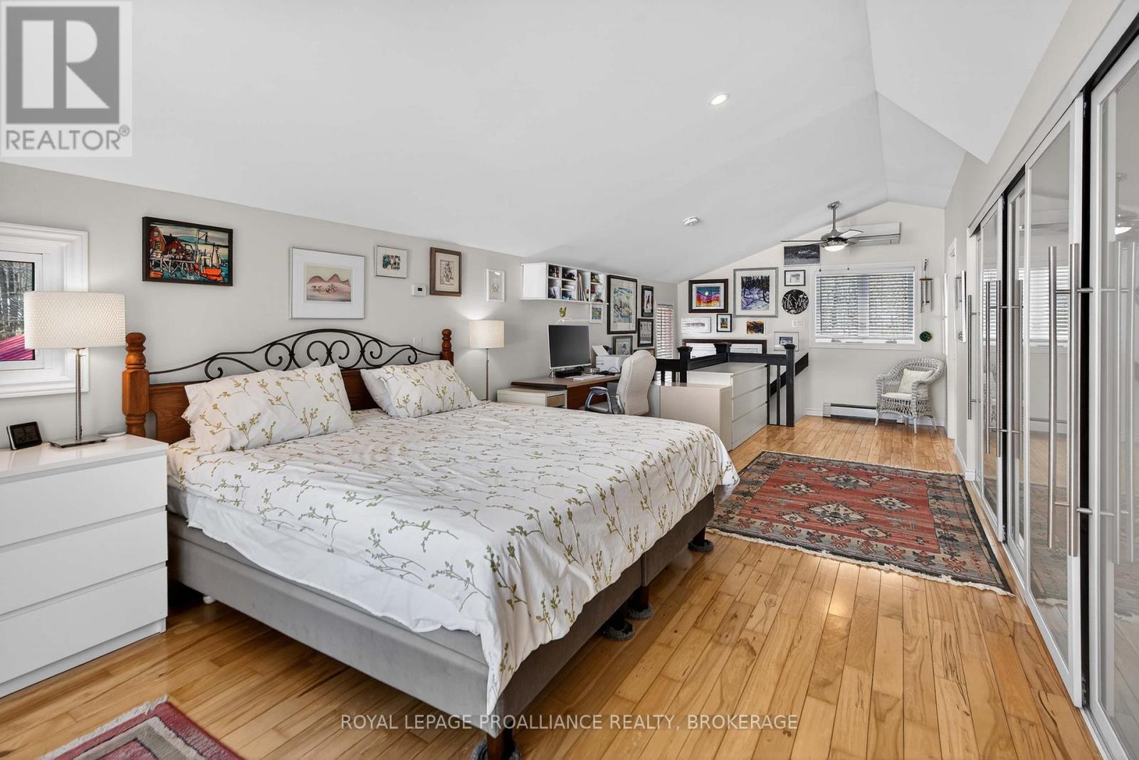 1004C PUBLIC BEACH ROAD - 30