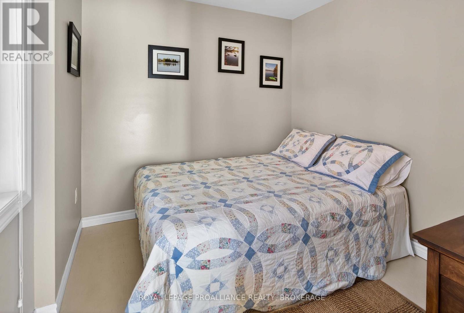 1004C PUBLIC BEACH ROAD - 37