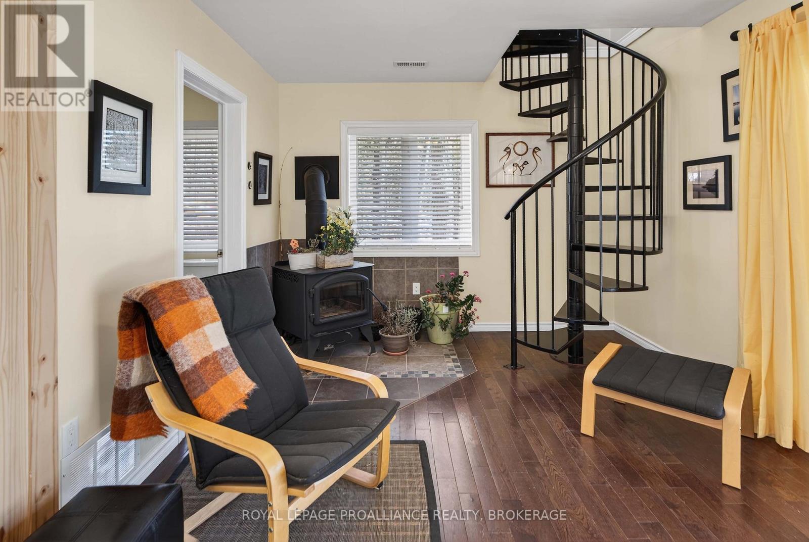 1004C PUBLIC BEACH ROAD - 38