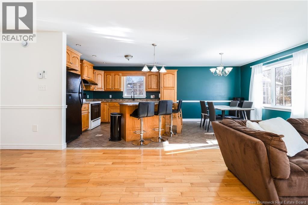 21 CARTER CRESCENT - 9