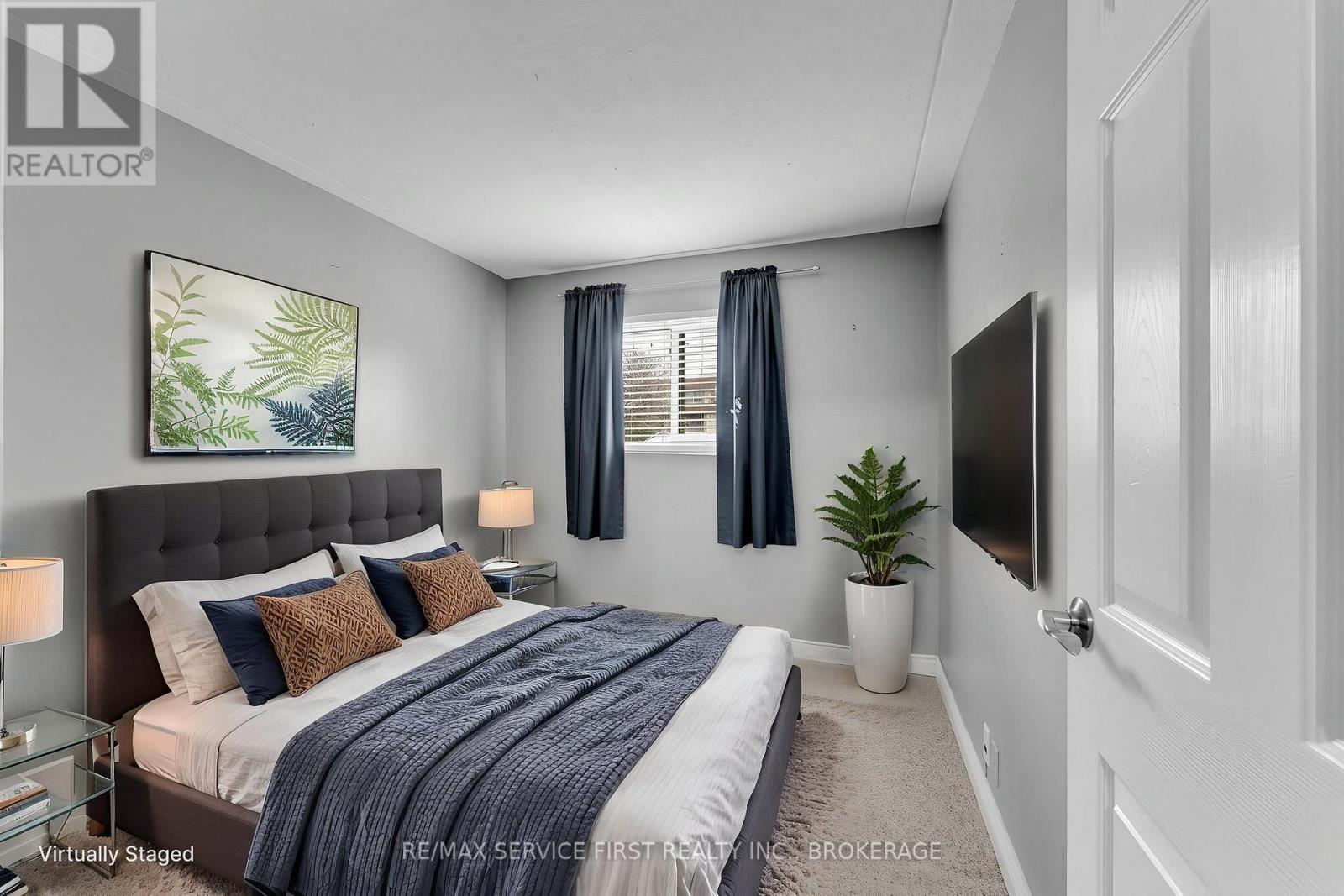 #301 610 WILLIAM STREET S - 31