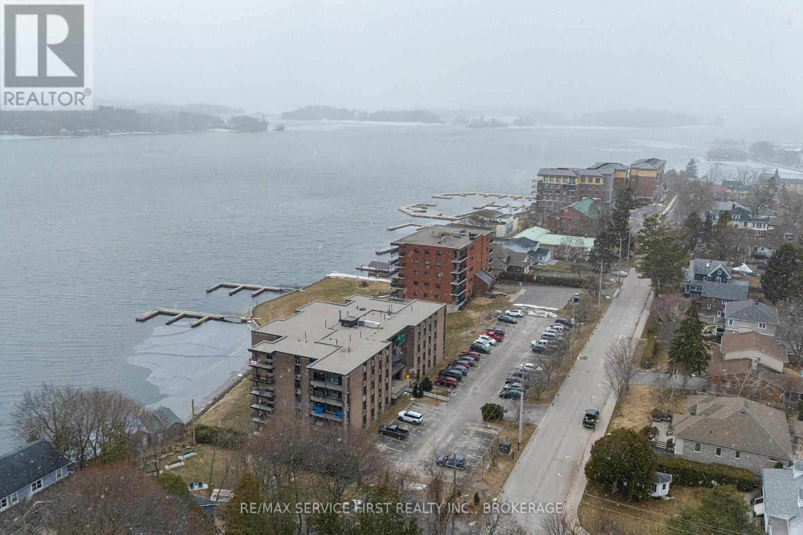 #301 610 WILLIAM STREET S - 6