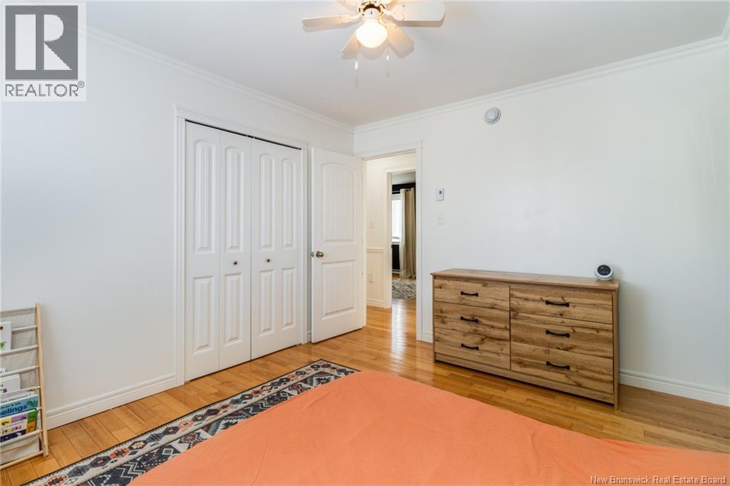 21 CARTER CRESCENT - 27