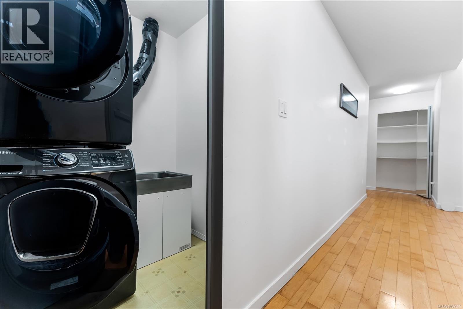  5198 Beckton Road, Saanich