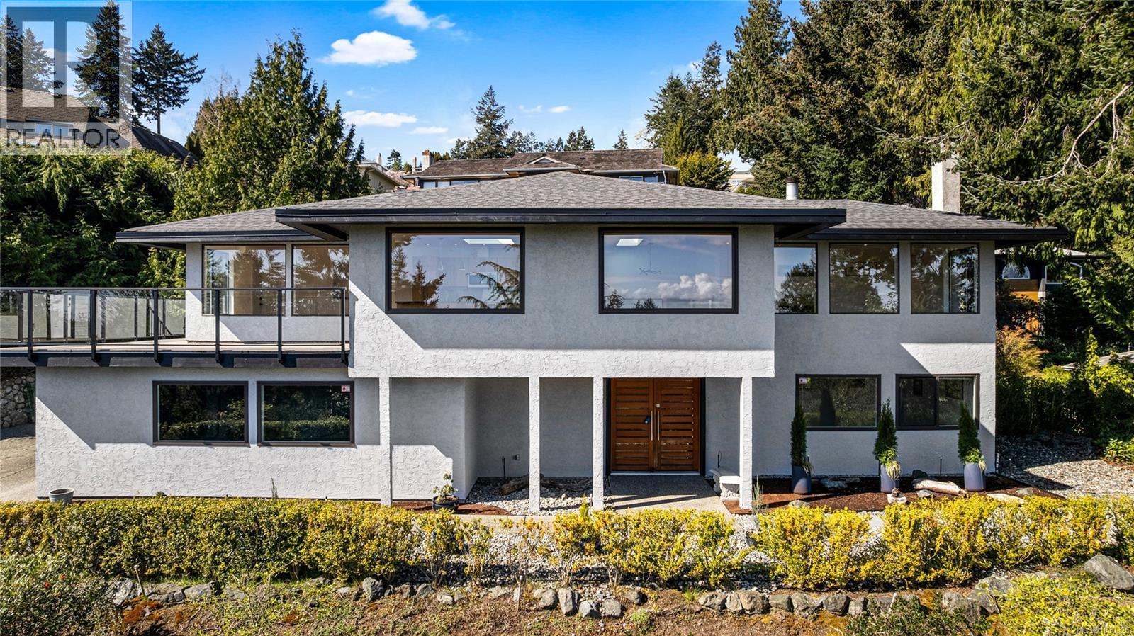  5198 Beckton Road, Saanich