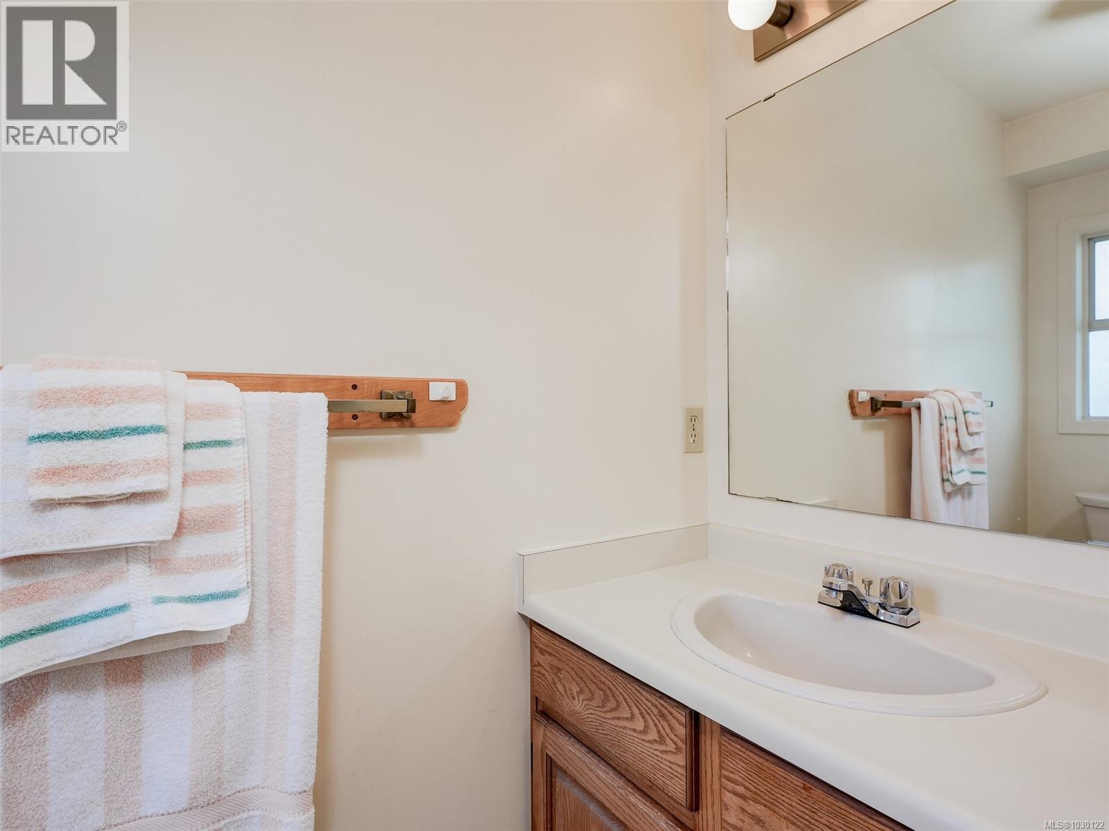 3250 SEDGWICK DR - 14