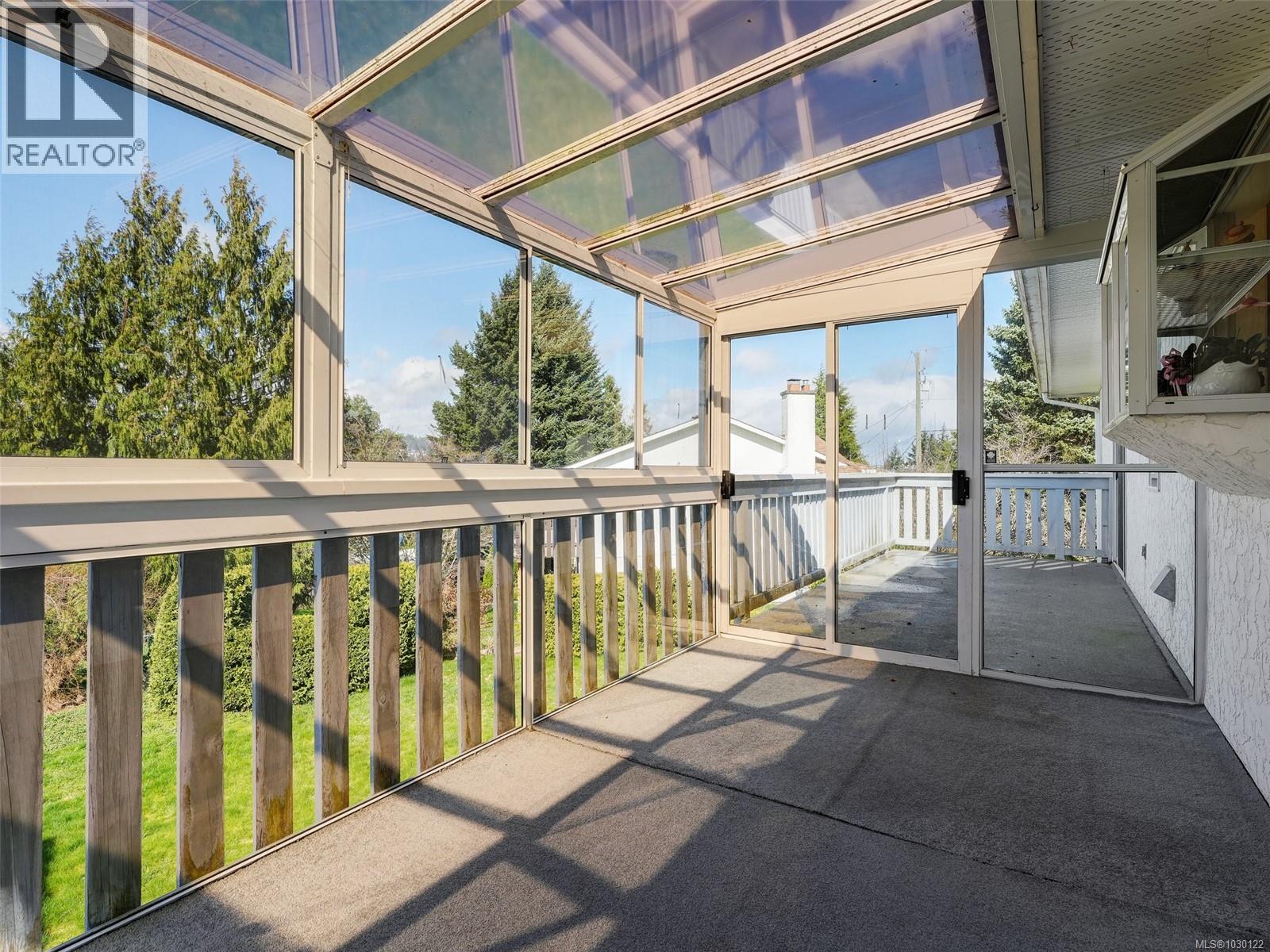 3250 SEDGWICK DR - 27