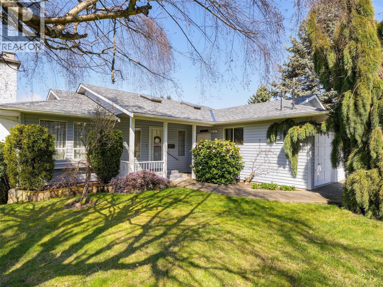 3250 SEDGWICK DR - 36