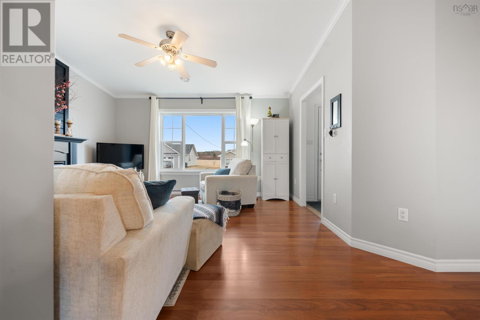 Property 12 of 49 of 9 Fleming Avenue