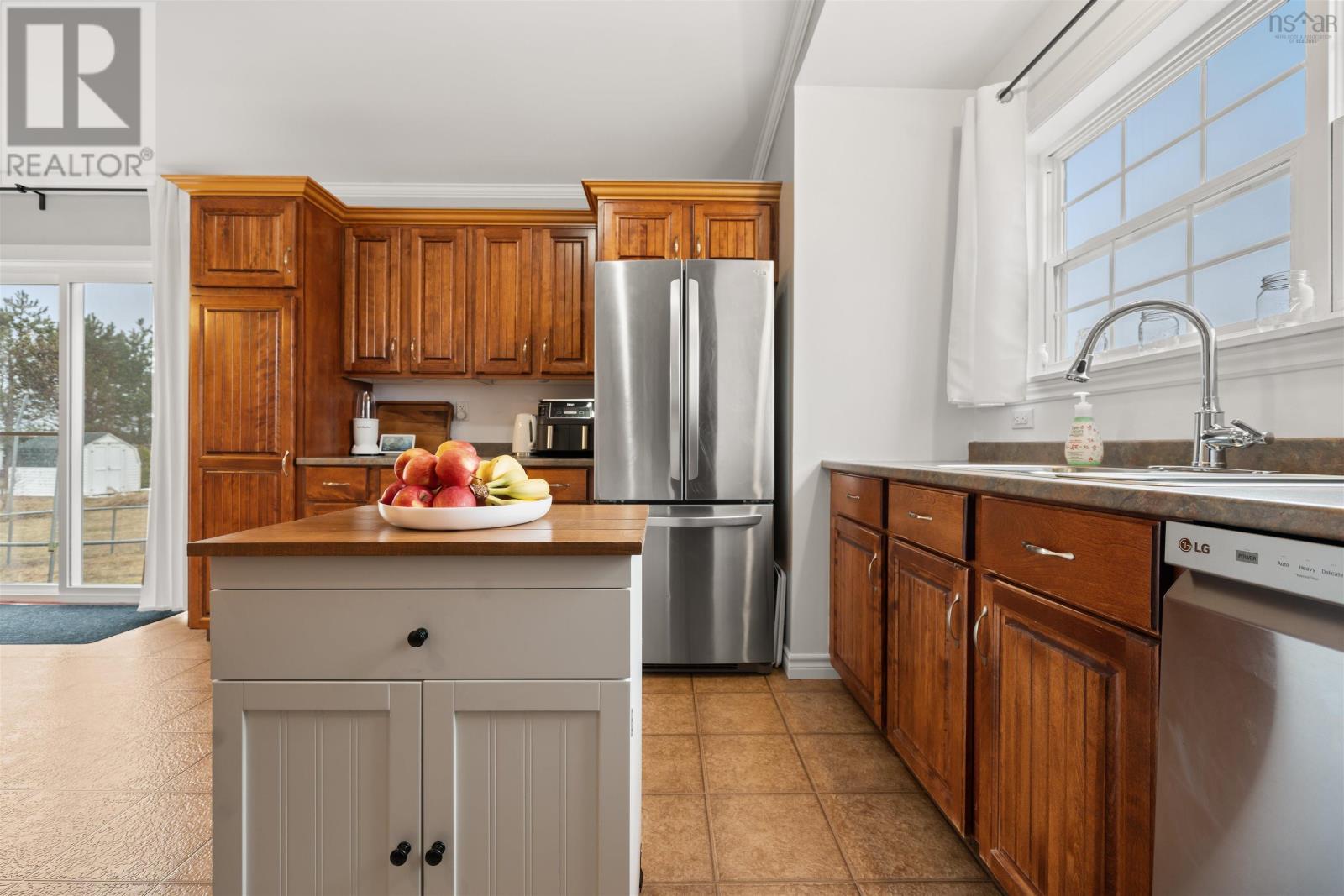 Property 23 of 49 of 9 Fleming Avenue