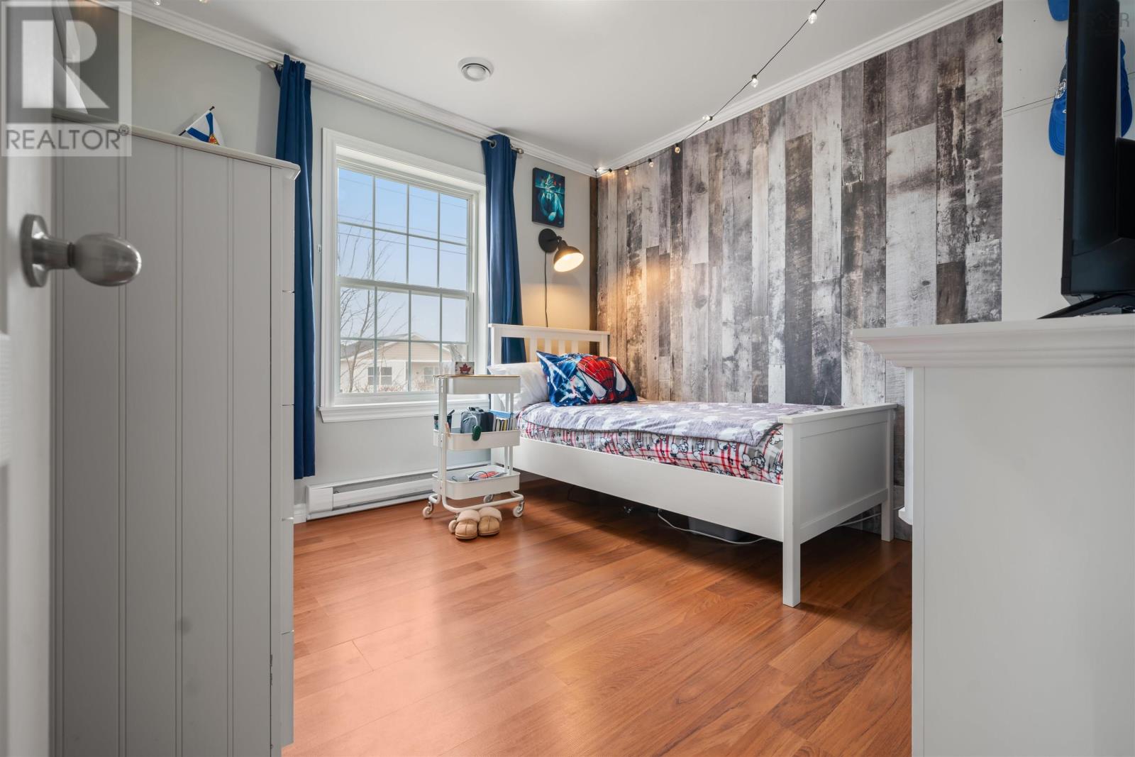 Property 37 of 49 of 9 Fleming Avenue