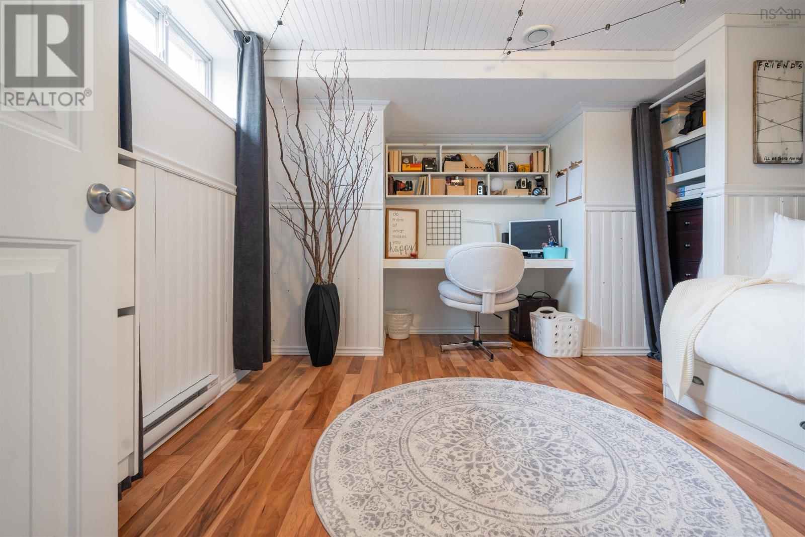 Property 44 of 49 of 9 Fleming Avenue