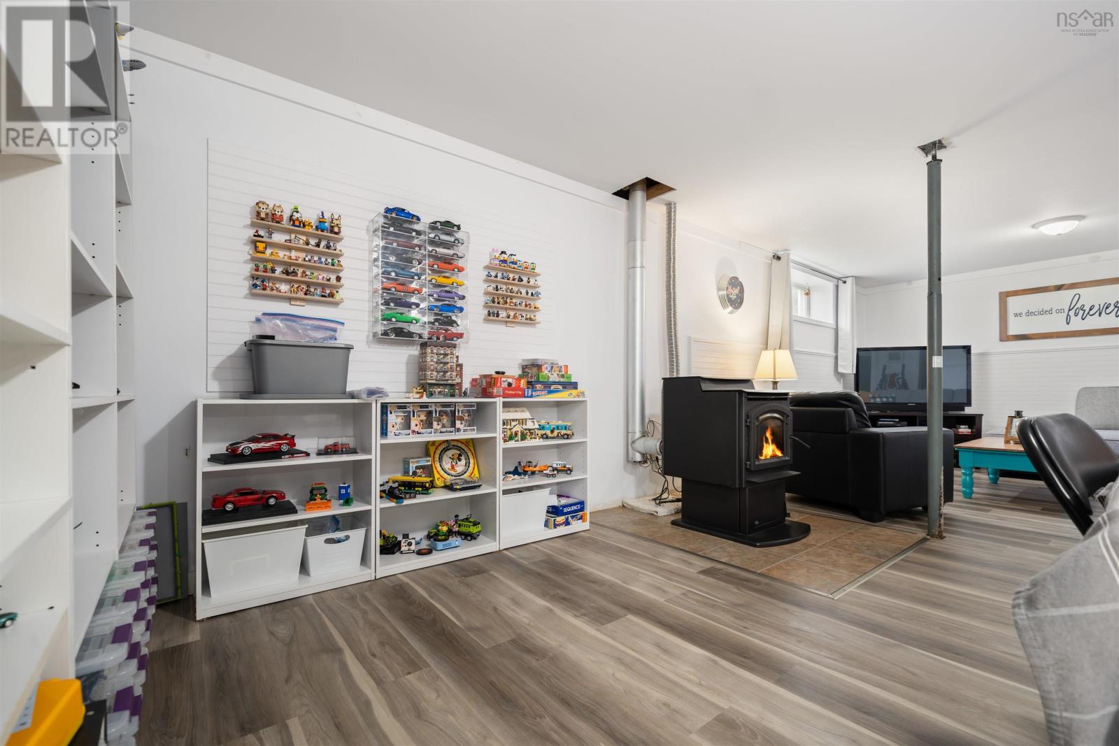 Property 49 of 49 of 9 Fleming Avenue