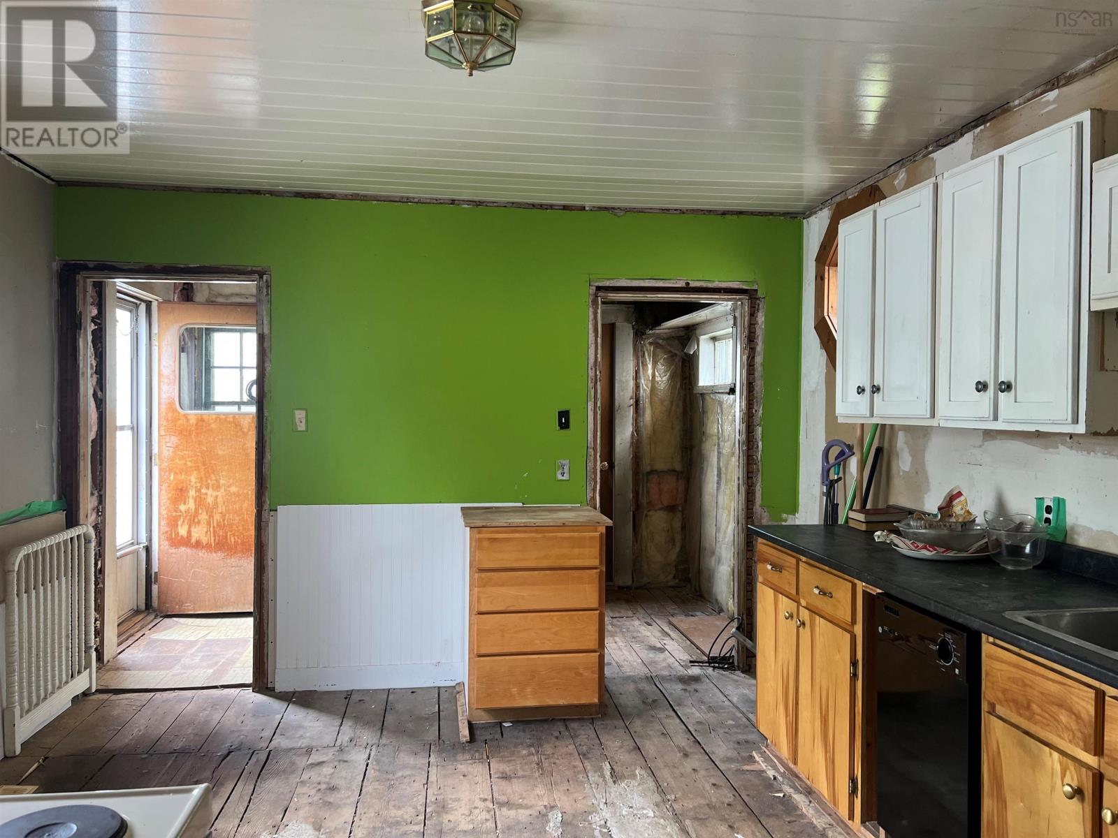 Property 5 of 18 of 15 Lornevale Road