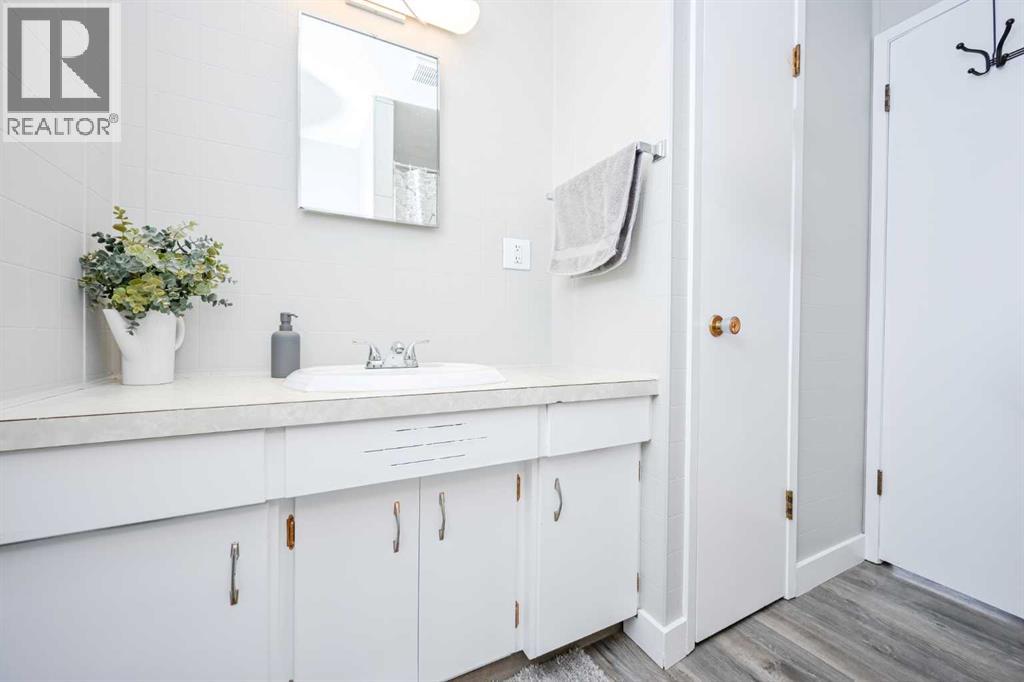 9641 113 Avenue, Grande Prairie, Alberta