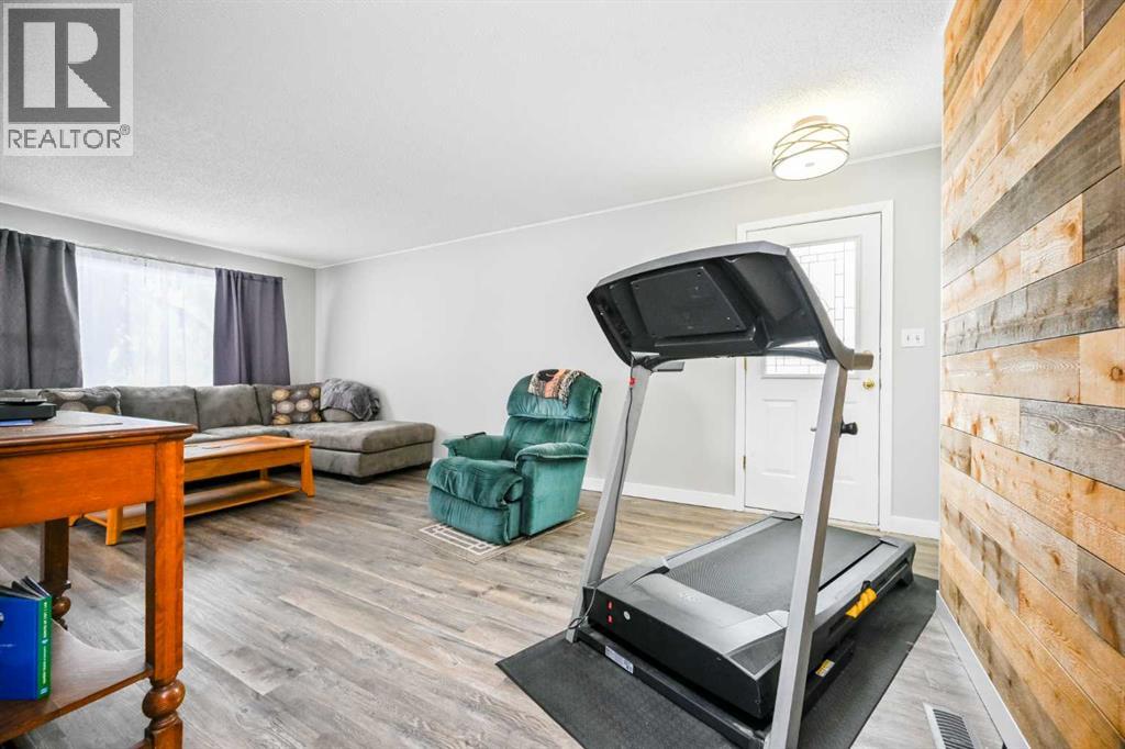 Single Family House Bungalow for Sale in   Avenue Mountview Grande Prairie 