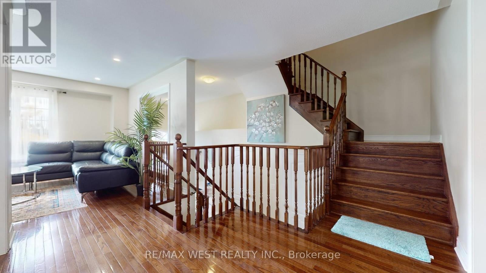 247 KNAPTON DRIVE - 16