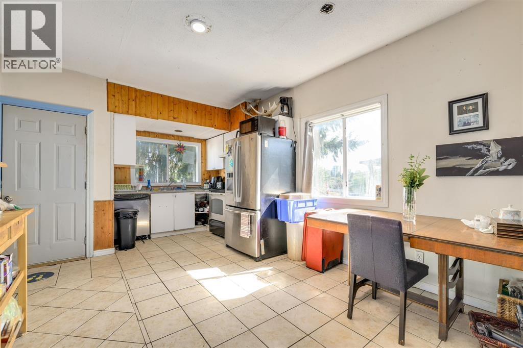 112 TENTH AVENUE, New Westminster