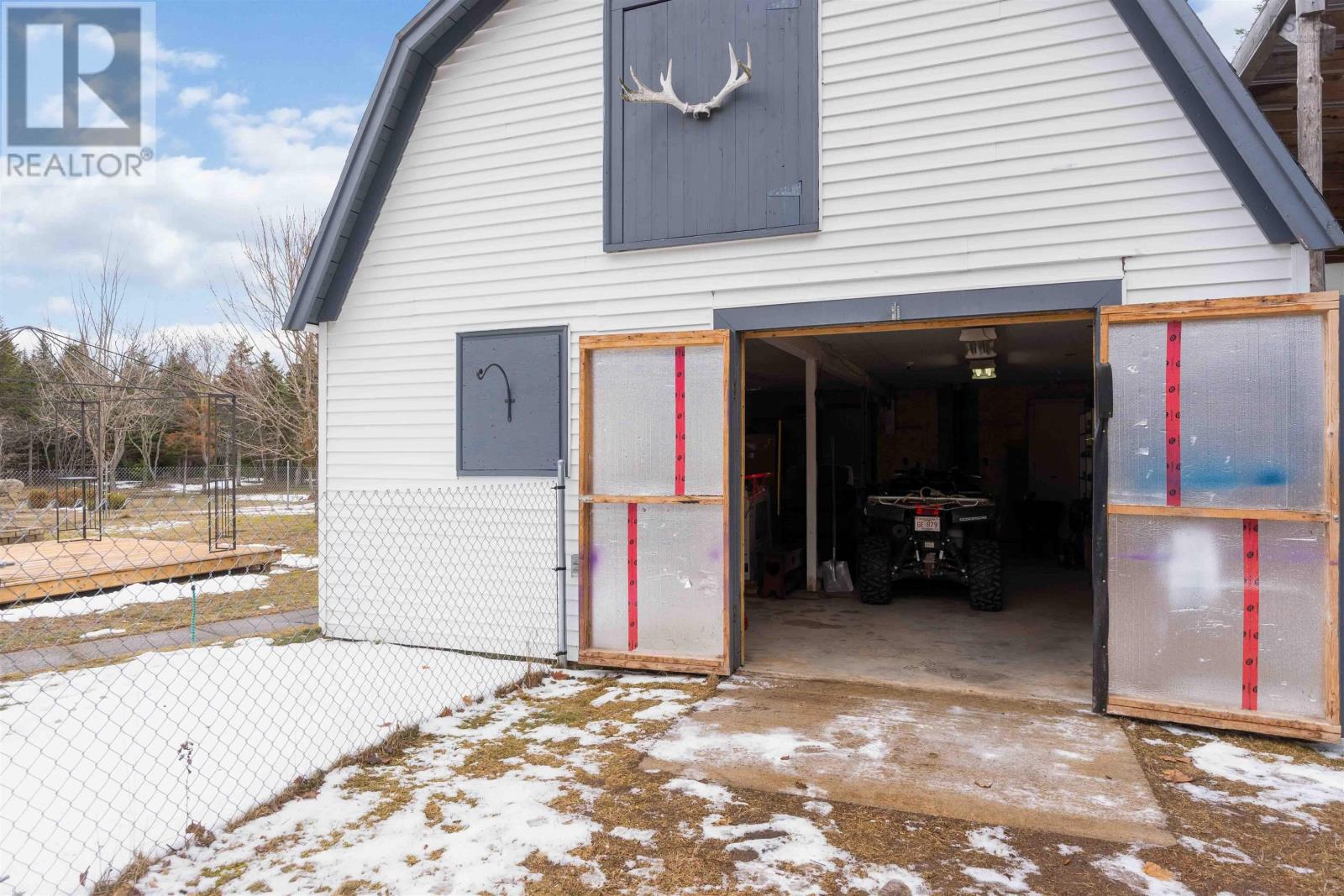 Property 46 of 51 of 402 Ward Road