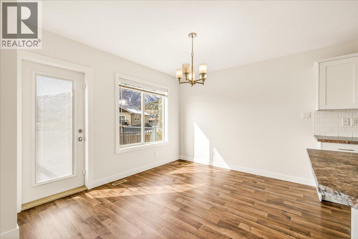 2261 Black Hawk Drive, Sparwood