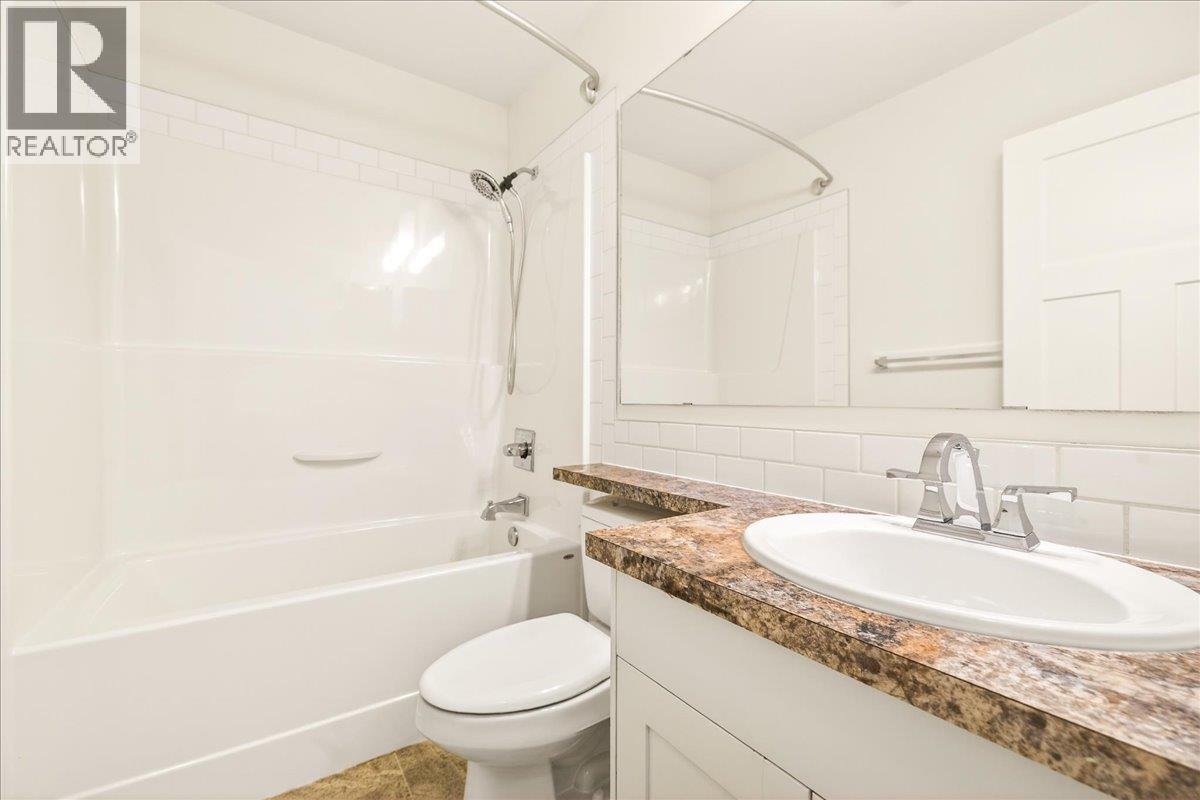 2261 Black Hawk Drive, Sparwood